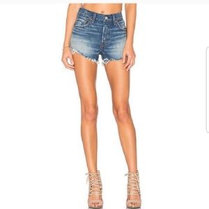 NWOT Levi’s High Waisted Cutoff Jean Shorts ♥️